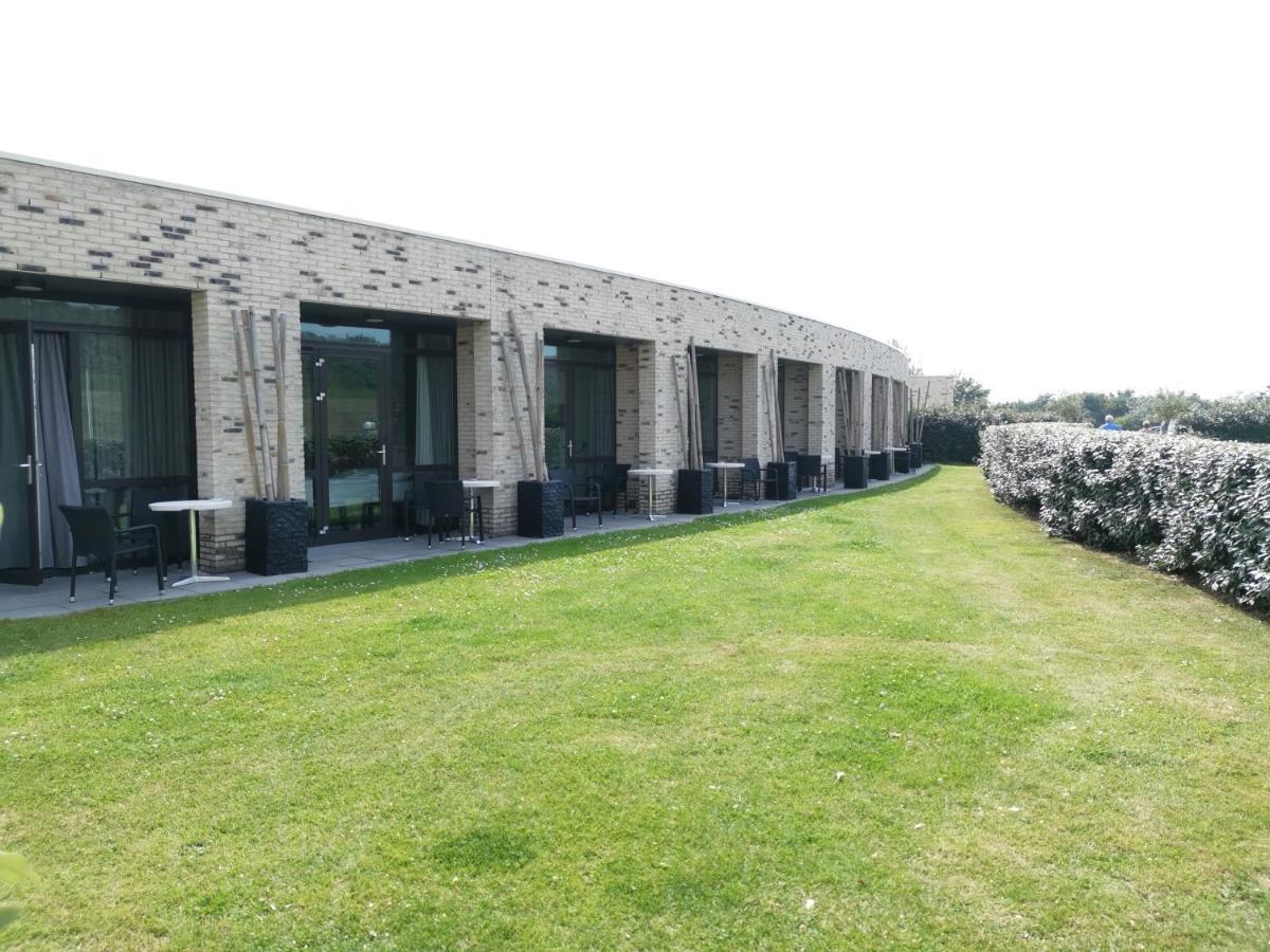 Resort Land & Zee Scharendijke Exterior photo